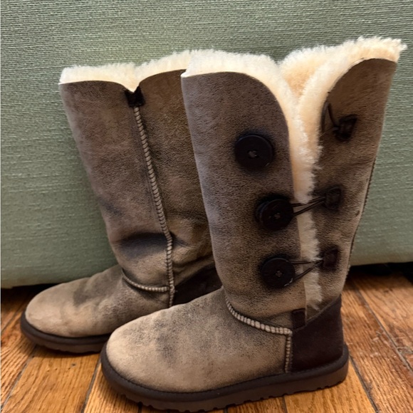 UGG Tan and Brown Winter Boots - Picture 2 of 7